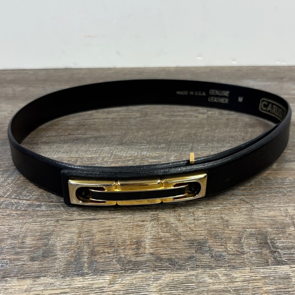 🖤 Carlisle Black Leather Belt with Gold Bar Buckle – Size M